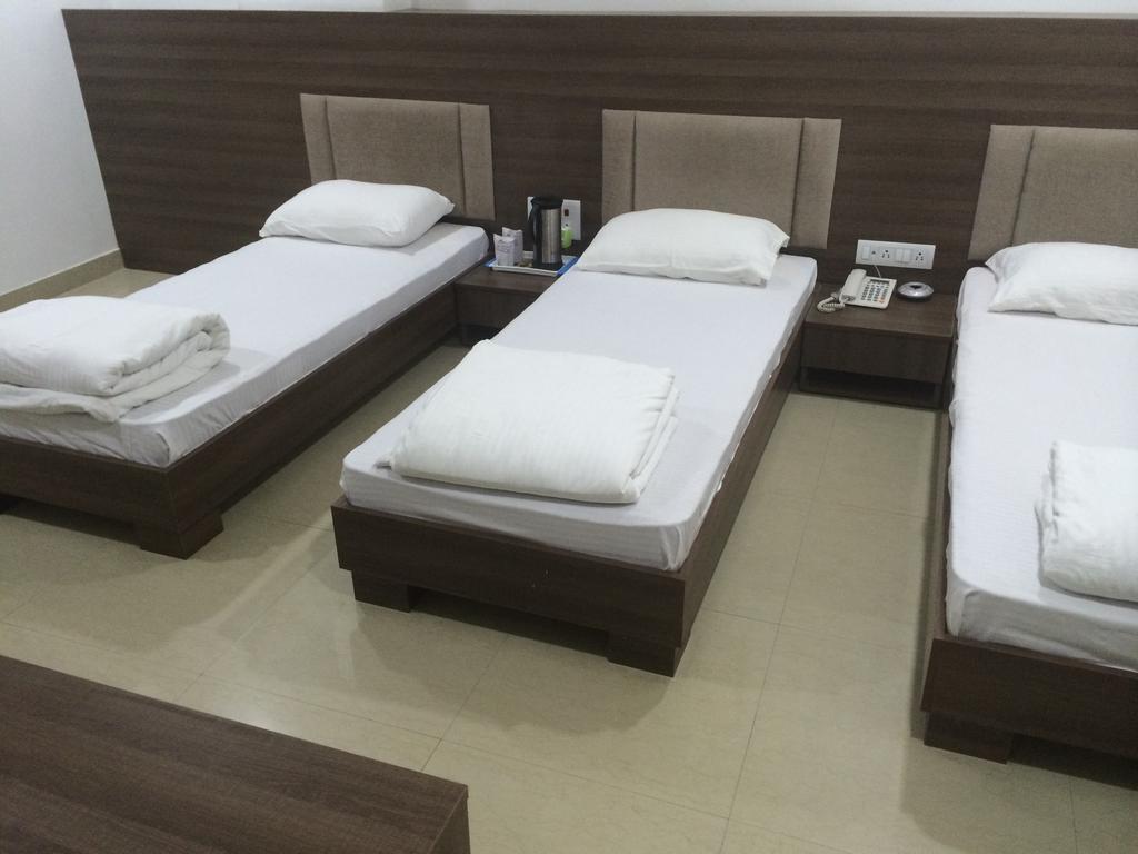Jk Rooms 109 Hotel Mayur Nagpur Exterior photo